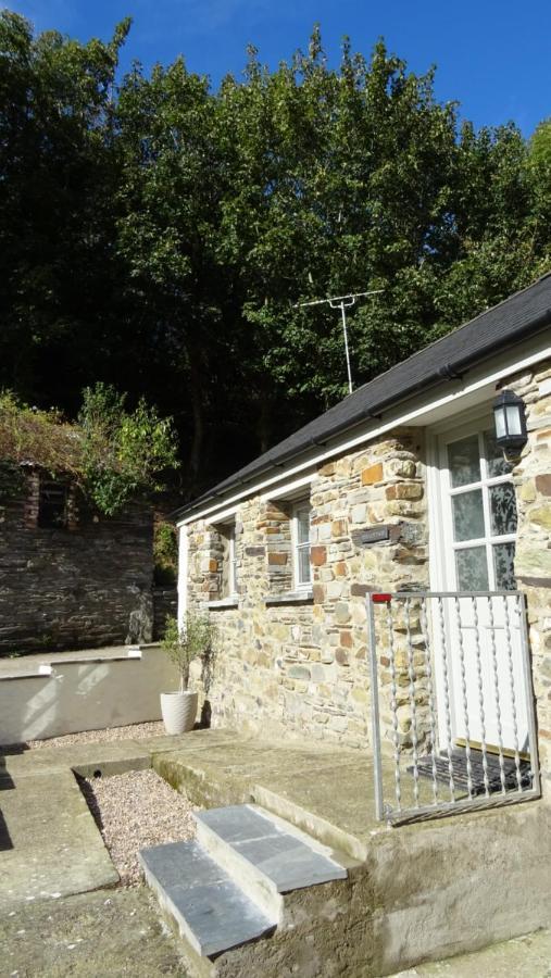 Holiday home Wild Coastal Retreat At Troed Y Rhiw Aberporth, West Wales *