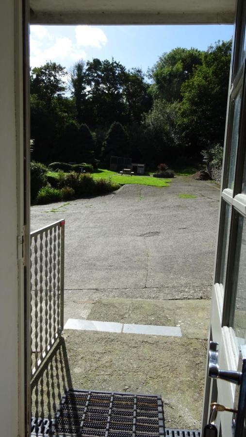 Wild Coastal Retreat At Troed Y Rhiw Aberporth, West Wales Holiday home Aberporth