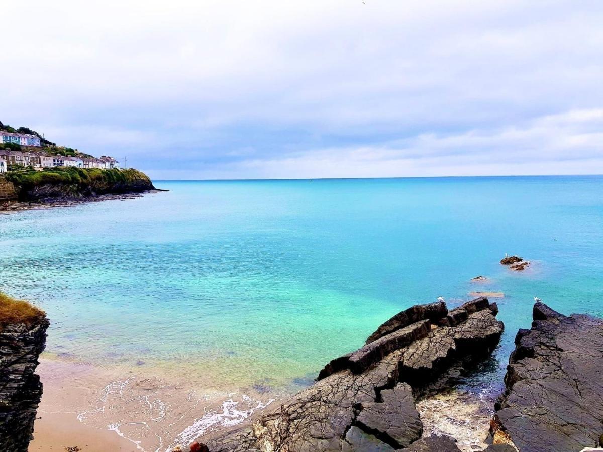 Wild Coastal Retreat At Troed Y Rhiw Aberporth, West Wales Aberporth