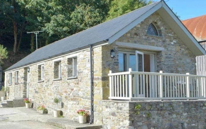 Wild Coastal Retreat At Troed Y Rhiw Aberporth, West Wales Holiday home *