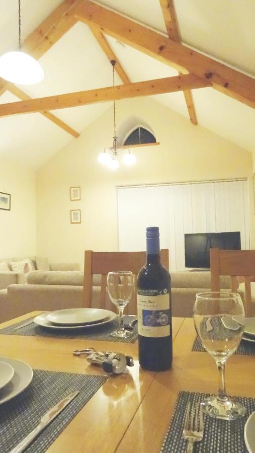 Wild Coastal Retreat At Troed Y Rhiw Aberporth, West Wales Сasa de vacaciones